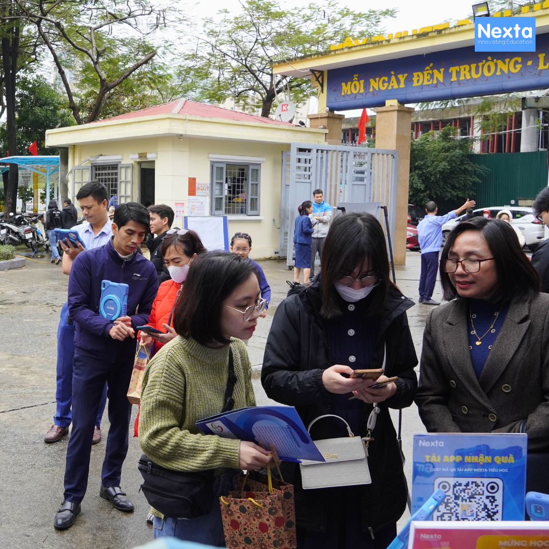 Mô hình Lớp Học Thông Minh Nexta tại ngày hội CNTT và STEM ngành GD & ĐT Quận Cầu Giấy năm 2024